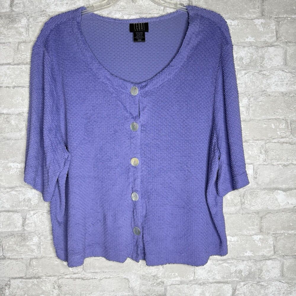 Teddi Woman brand purple short sleeve button up top Size 20w